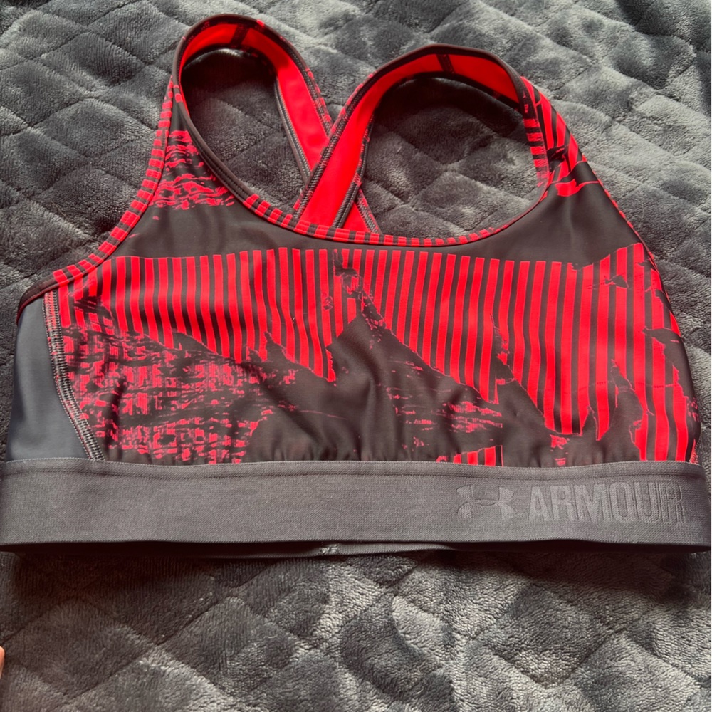 Women’s Under Armour Bra Size Large
